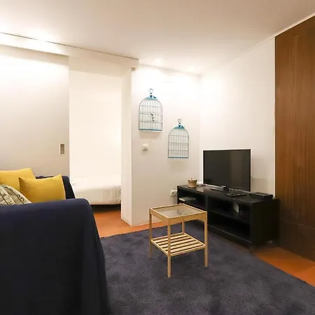 Bairro Alto Blue & By Homing Апартаменты