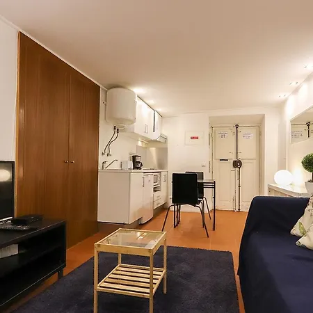 Bairro Alto Blue & By Homing Апартаменты