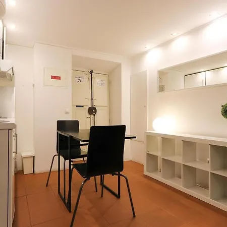 Bairro Alto Blue & By Homing Apartman *